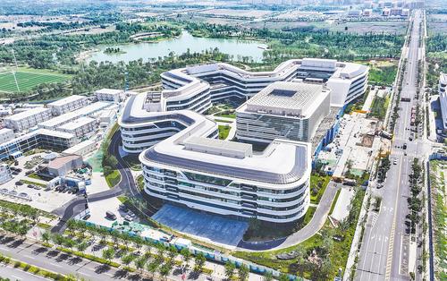  On June 12, UAV took aerial photos of China Star Network Building in Xiong'an New District. Photographed by Geng Hui, reporter of Hebei Daily