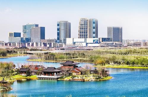 近日，从雄安新区南河枢纽项目眺望，城市蓝绿交织之美尽收眼底。本报记者 刘光昱摄