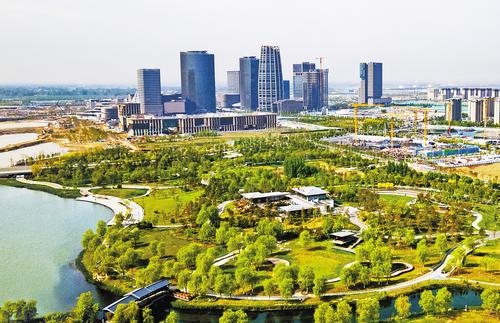 4月21日拍摄的雄安新区启动区中央绿谷公园。 本报记者 刘光昱摄