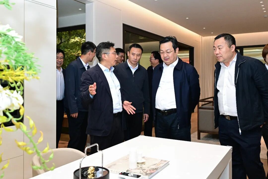 张国华调研雄安新区农业科技发展、重点项目建设运营和安全生产工作。王伟倩摄