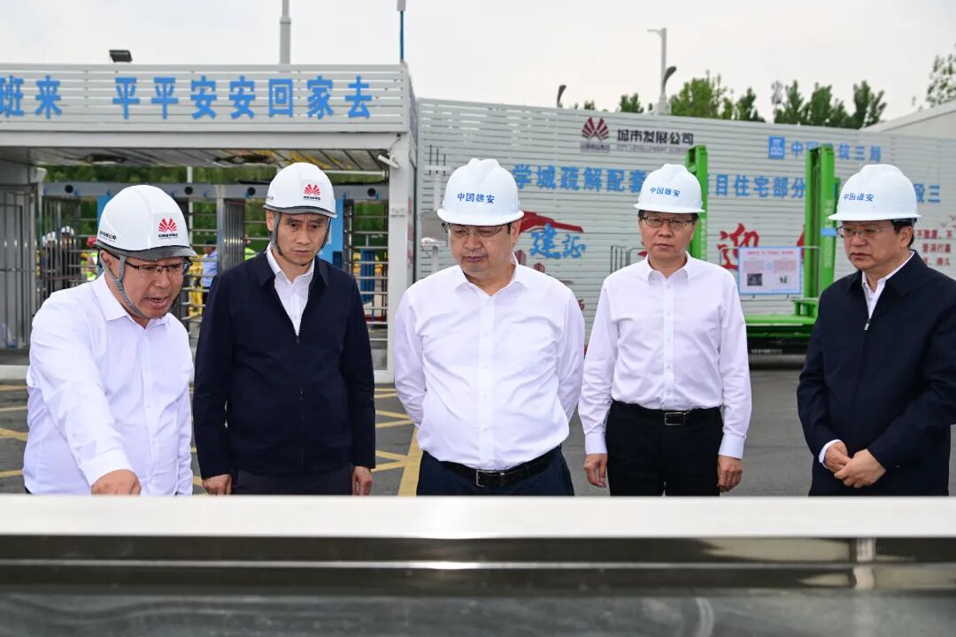 张国华调研雄安新区服务外包发展情况、重点项目建设和安全生产工作。王伟倩摄