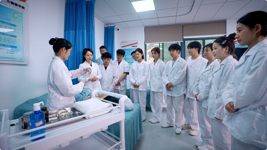 小班化教学现场。贵州工商职业大学供图。