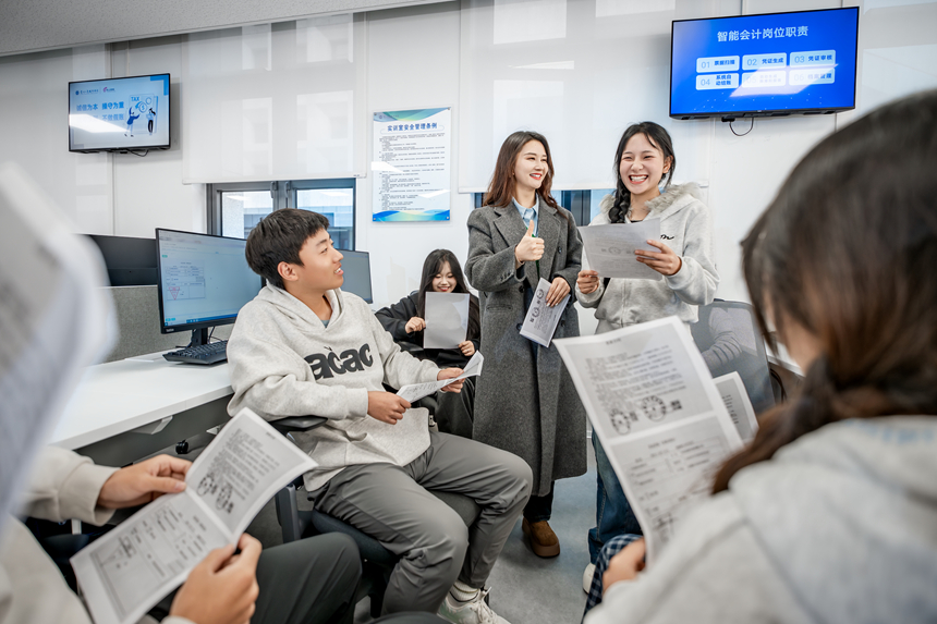 小班化教学现场。贵州工商职业大学供图